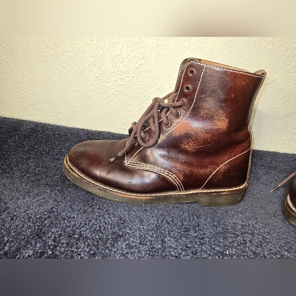 Dr. Martens James Combat Boots Mens Size 8  Leather Work burbury color - Picture 5 of 12